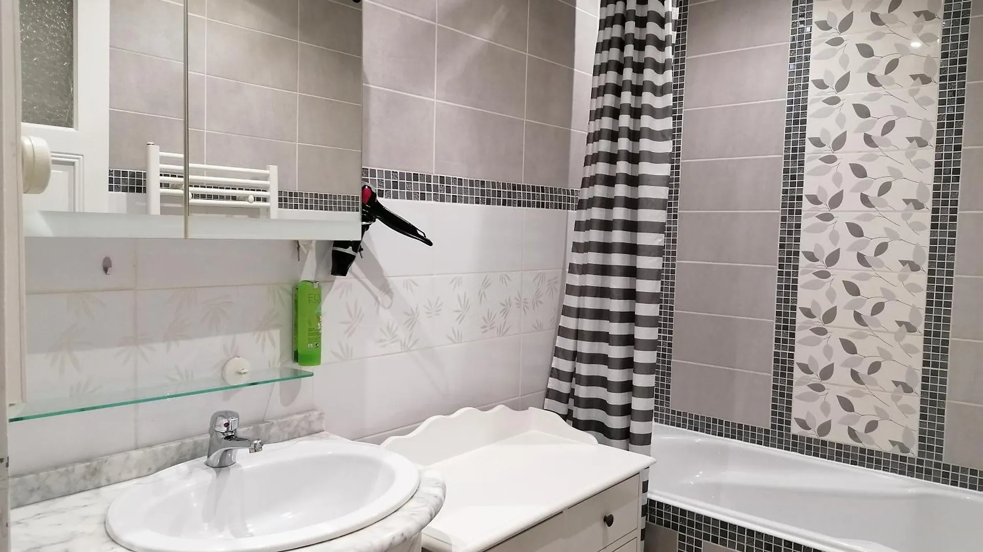 Au Moulin D'Or Aparthotel Lille